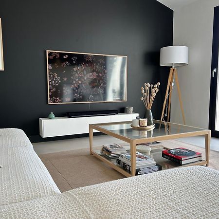 Belle Maison Contemporaine Ampus Kültér fotó