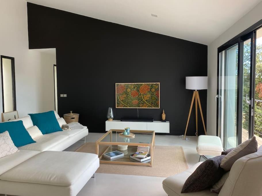 Belle Maison Contemporaine Ampus Kültér fotó